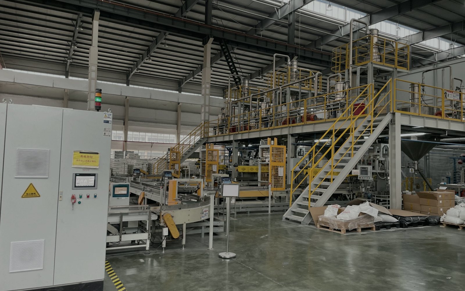 Compounding line producing functional masterbatch pellets